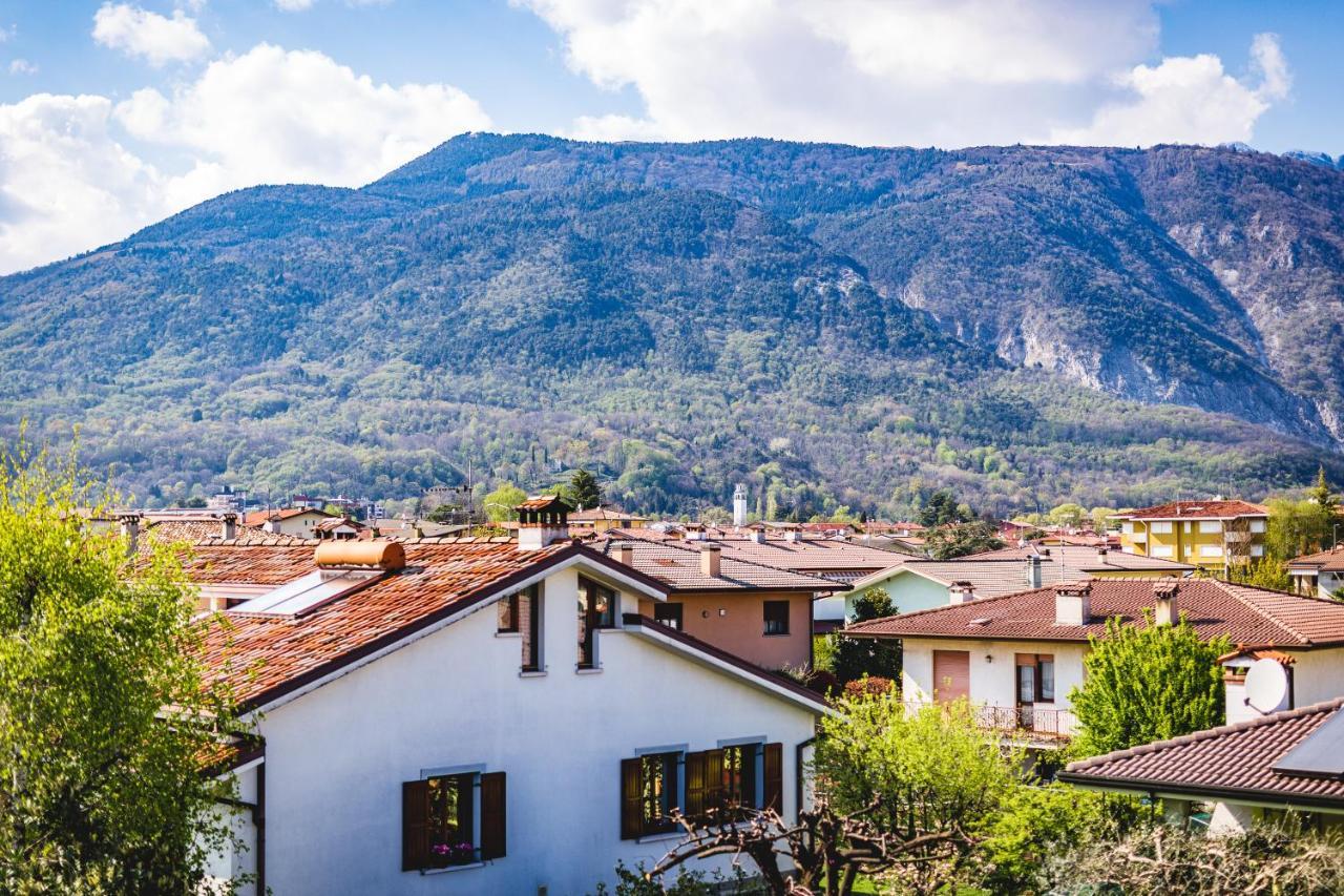 Appartamento Borgo Peschiere มาเนียโก ภายนอก รูปภาพ