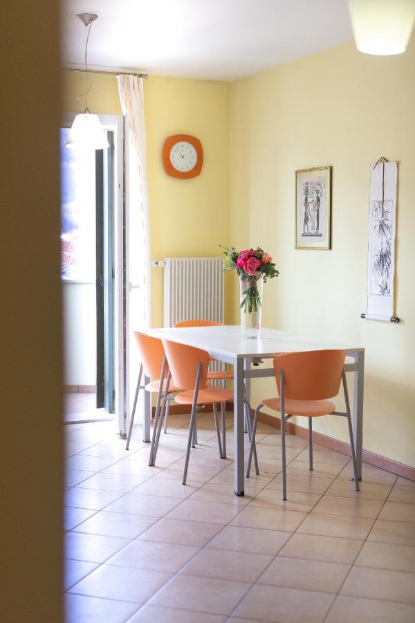 Appartamento Borgo Peschiere มาเนียโก ภายนอก รูปภาพ