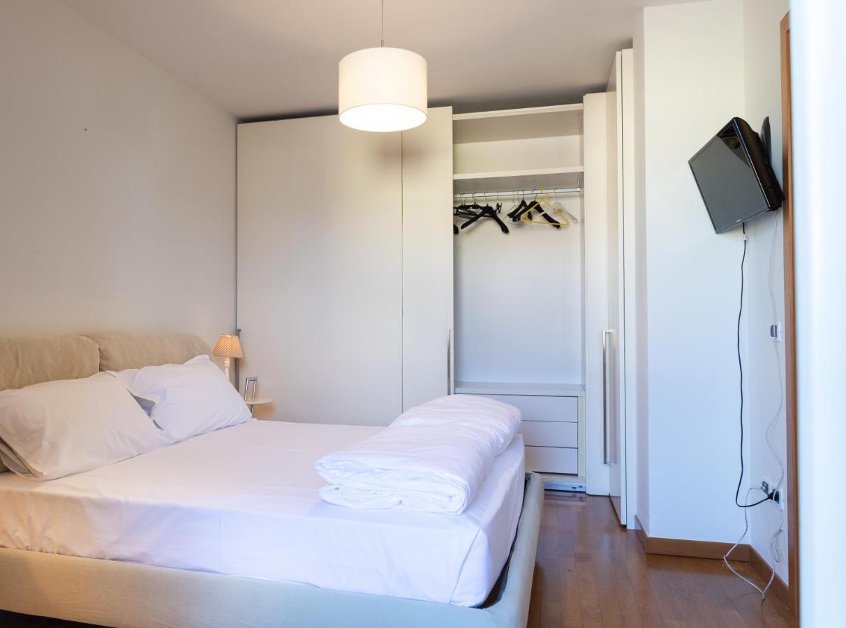 Appartamento Borgo Peschiere มาเนียโก ภายนอก รูปภาพ
