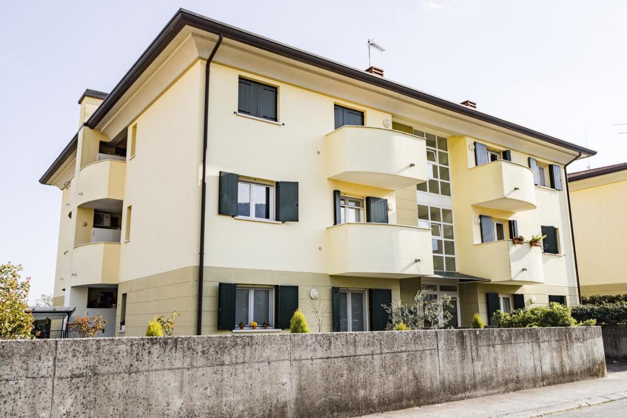 Appartamento Borgo Peschiere มาเนียโก ภายนอก รูปภาพ